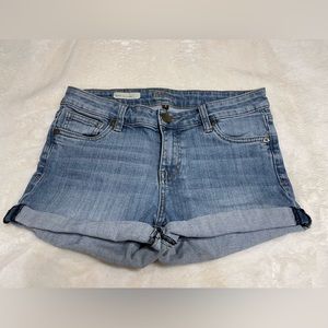 Kut from the cloth perry rolled shorts
